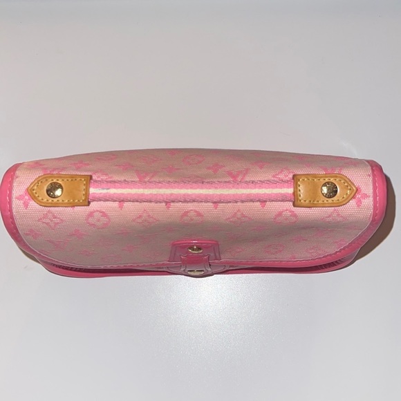 SOLD~Pink Mary Kate Monogram Pouch - Picture 4 of 16